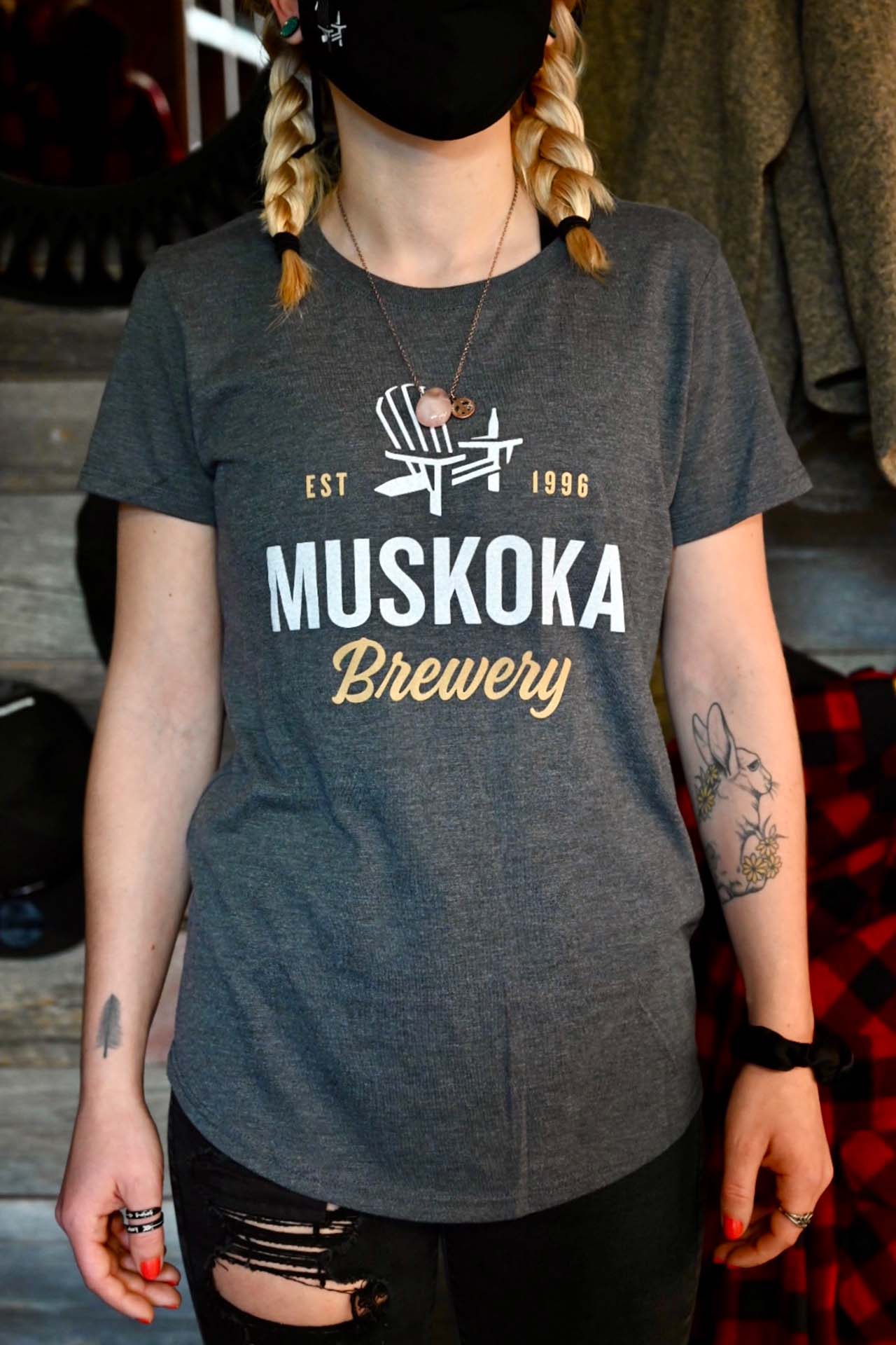 Logo Tee